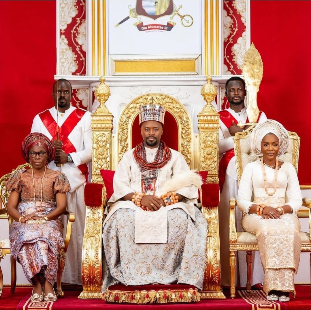 GRAND MAÎTRE MARABOUT VOYANT TRES PUISSANT EN AFRIQUE-WHATSAPP : +229 50 56 28 35